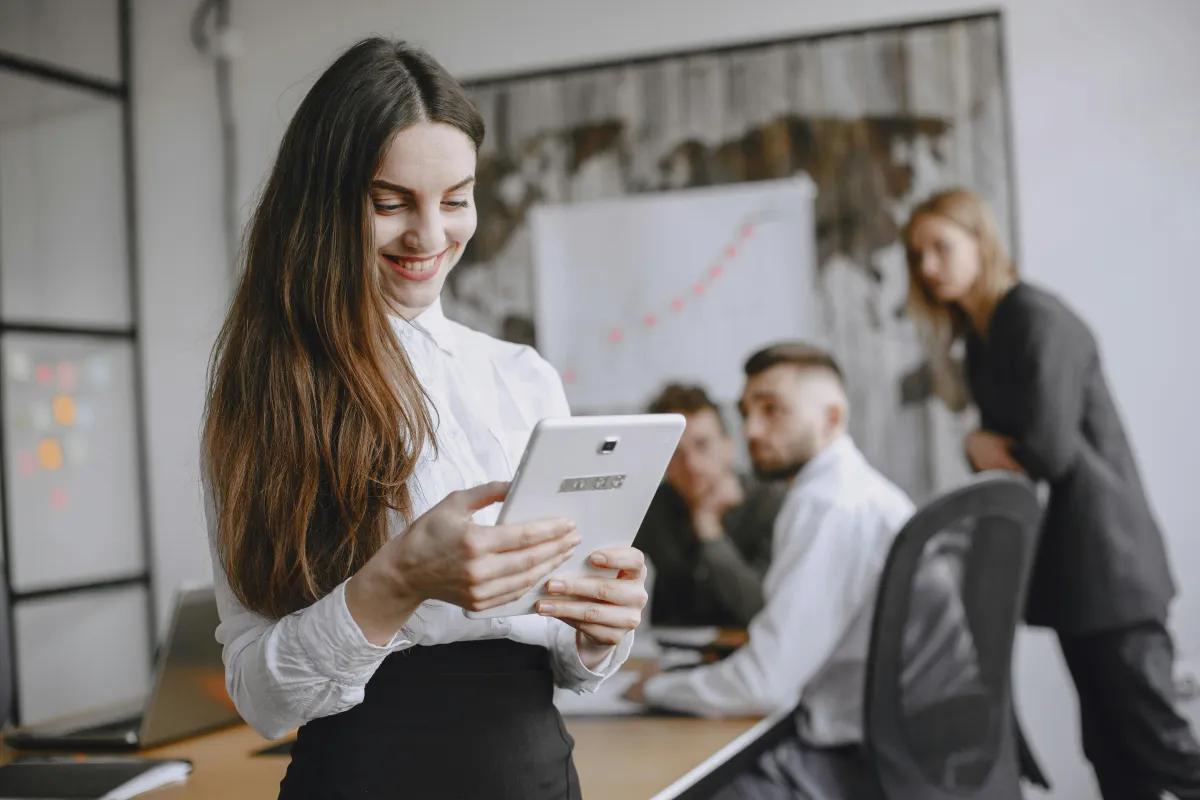 ArrayQ helping blue-collar professionals run their business